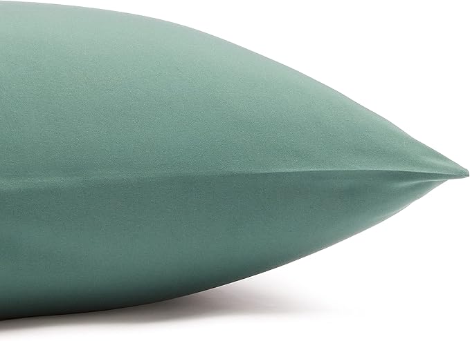 Amazon Basics Lightweight Super Soft,Breathable Easy Care Microfiber 4-Piece Bed Sheet Set with 14-Inch Deep Pockets,Queen,Emerald Green,Solid,(Pack of 4)
