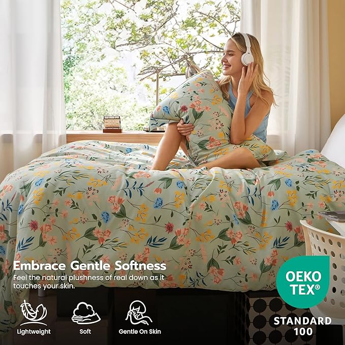 Joiedomi Twin Comforter Set Light Green, 2 Pieces Floral Twin Bedding Set with 1 Soft Reversible Flower Comforter and 1 Pillow Sham, Bed in a Bag for All Seasons