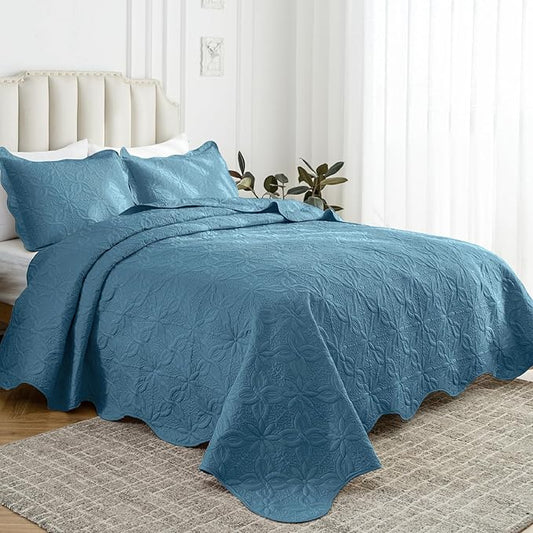 Auemtyn King Size Quilt Set 3 Pieces, Soft Lightweight Summer Bedspread, Reversible Microfiber Bed Coverlet for All Seasons, Spa Blue, Floral Pattern (1 Quilt, 2 Pillow Shams)
