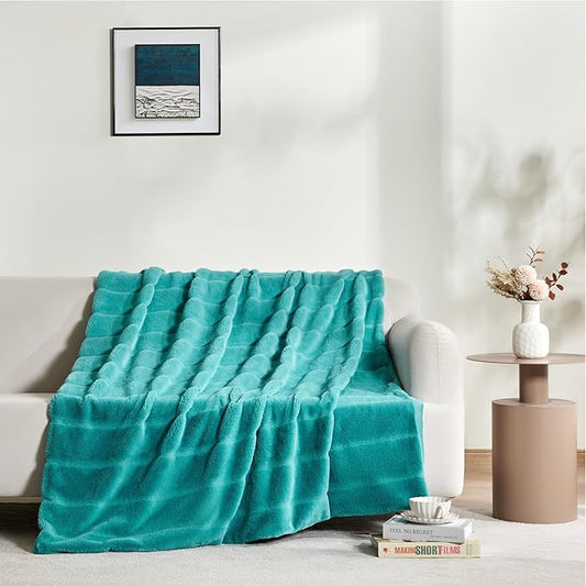 Sophia & William Throw Blanket for Couch Sofa(50x60 Inches) - Faux Fur Throw Soft Cozy, Gifts for Women, Teal