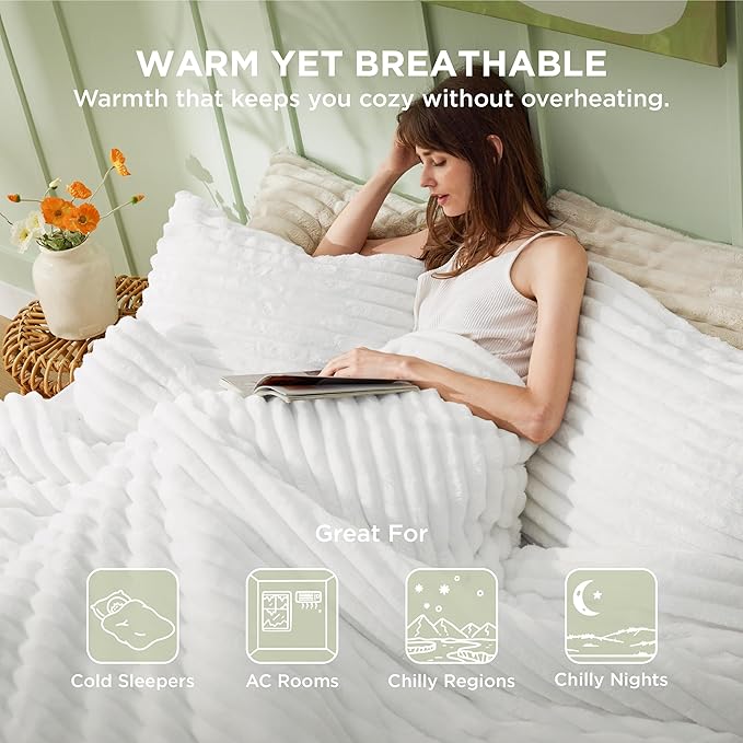 Bedsure Twin/Twin XL Comforter Set - GentleSoft™ 2 Pieces Fluffy Double-Side Fleece Comforter Set, Cozy Striped Room Decor Aesthetic, Luxury Bright White Twin Bedding with 1 Pillowcase, 68x88 Inches