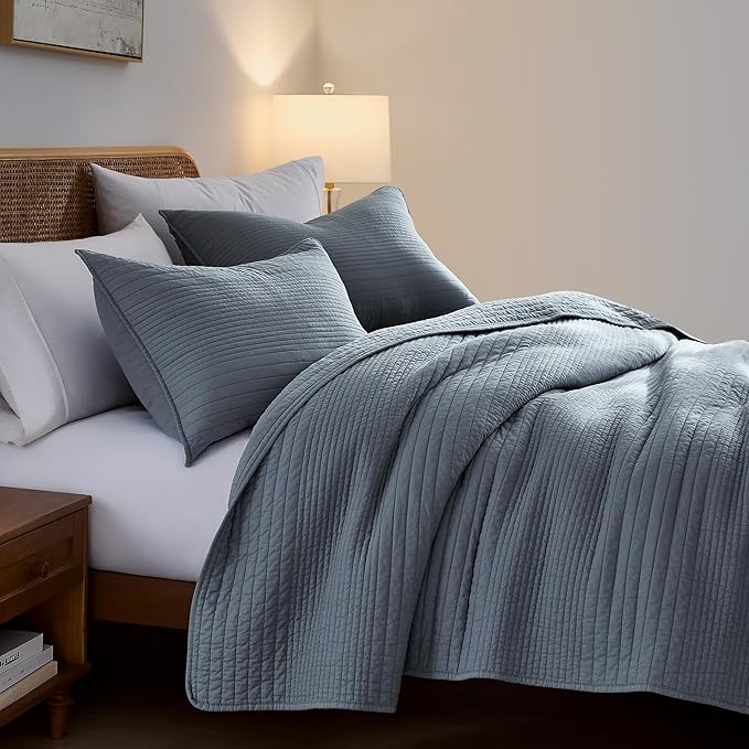 palassio Striped Blue Grey 100% Cotton Quilt King Size Bedding Sets, Lightweight Crinkly Channel Pick Stitch Textured Bedspread Soft Shabby Chic Farmhouse Country Coverlet for All Season, 2 Shams