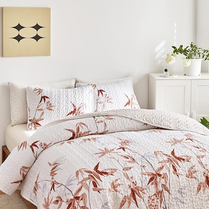 Botanical Quilt Set 2 Pieces Twin Size, Burnt Orange Leaves Printed on White Reversible Bedspread Coverlet Set, Soft Microfiber Lightweight Bed Cover for Kids (68" x 86", 1 Quilt+ 1 Pillow Sham)