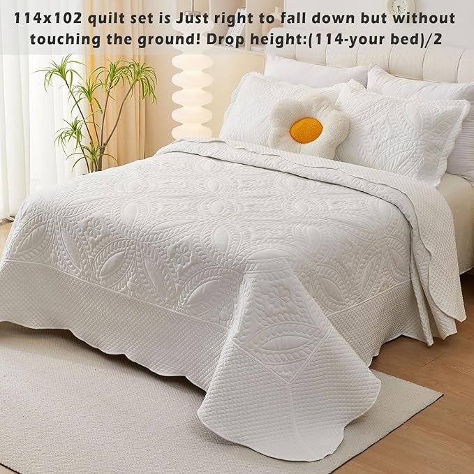 Cmfshape Oversize King Bedspread 114"x102",3 Pieces California King Size Quilt,Lightweight White Quilt Set for All Season,Modern Coin Pattern Bedding Set(1 Quilt,2 Pillowshams)