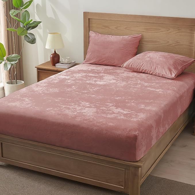 BEDELITE Velvet Fitted Sheet and Pillowcases Set, Luxury Soft Fuzzy Bottom Sheet with Reinforced Elastic Corner Straps, Deep Pocket up to 15 Inch, 1 Fitted Sheet and 2 Pillowcases (Full, Dusty Pink)
