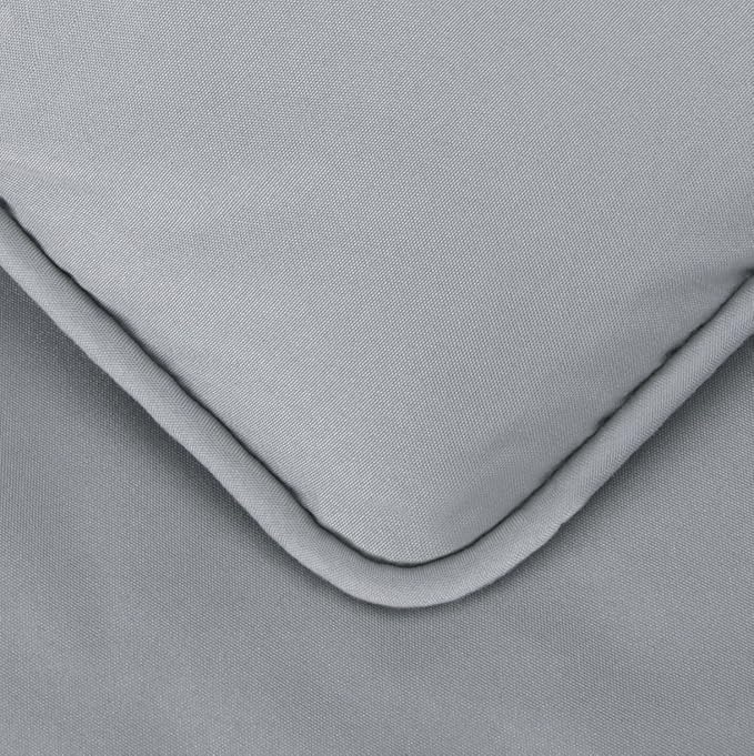 Amazon Basics Soft, Lightweight King Size Comforter Sets, All-Season Down-Alternative 3-Piece Bedding Set, Pinch Pleat Design, Dark Grey