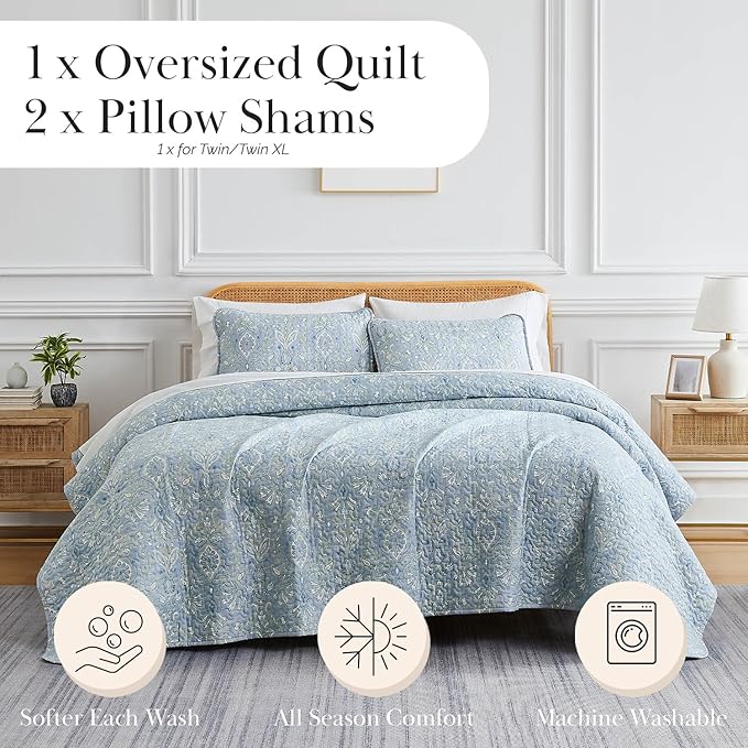 Southshore Fine Living, Inc. Boho Quilt Set, Lightweight Bedspread, Summer Coverlet, 3-Piece Paisley Bedding Set with Two Matching Pillow Shams, California King Quilts, Blue Paisley