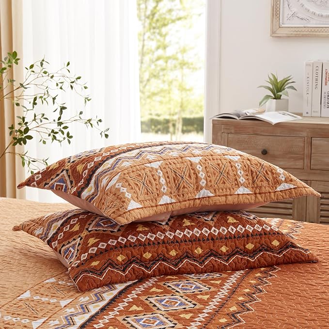 LEAONME Quilt Set Full/Queen Size 3 Piece Bedspread Coverlet Lightweight Comforter Microfiber Bedding Set All Season Oversized 90x98 Inch Bed Cover Bohemian Burnt Orange/Rust(1 Quilt,2 Pillow Shams)