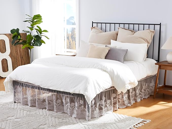 WARM HOME DESIGNS King Size Bed Skirt for Bed. Our Silver Bed Skirt Goes Great with Farmhouse or Victorian Bedding for Any Bedroom Decor. DO Silver King