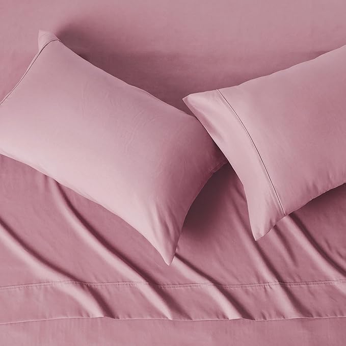 Amazon Basics Lightweight Breathable Microfiber 4-Piece Bed Sheet Set, Queen, Rose, Solid