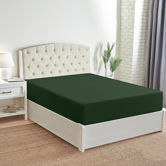 Mellanni California King Fitted Sheet - Iconic Collection Bedding Sheets with up to 16 inch Deep Pocket - Soft & Cooling - Fade & Stain Resistant - 1 PC (Cal King, Emerald Green)