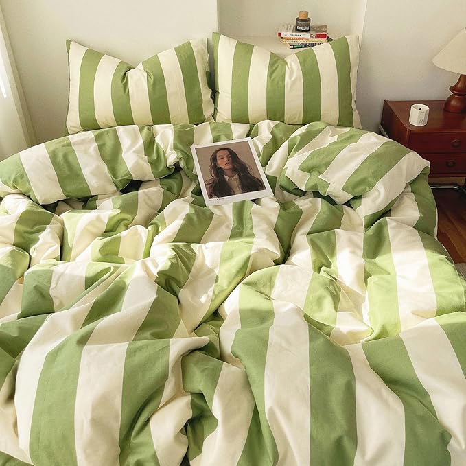 Full Comforter Set 3 Pieces Striped Comforter Set Green White Stripes Pattern Comforter with 2 Pillowcases Modern Style Fluffy Soft Lightweight Bedding Set Comfy Retro Striped Comforter Full Size
