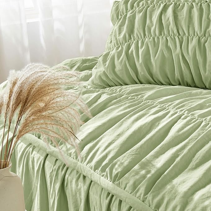Bonlino Queen Comforter Set Green Bedding - Ruched Comforter Queen Size Bed Set Boho Shabby Chic Bedding for Bedroom Comforter Fluffy 3 Piece Ruffle Comforter Set Sage Green