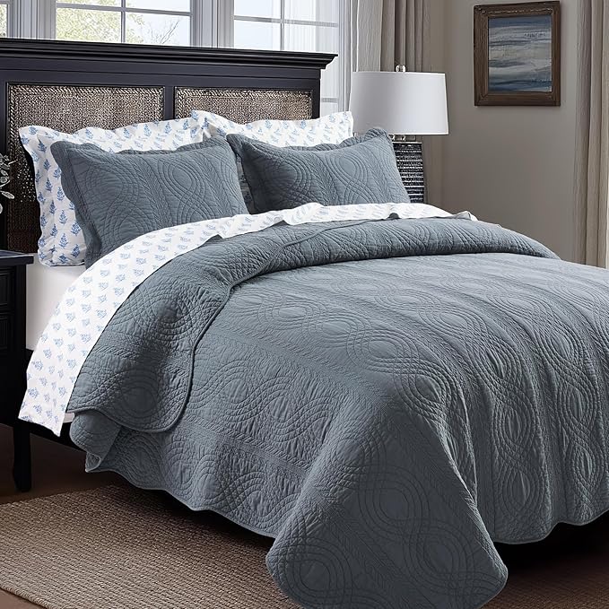EVERGRACEHOME 100% Cotton Scallop Quilt Set, King Size 3 Piece Set – Lightweight Bedspread with 2 Shams, Soft Prewashed Matelasse Coverlet for Cozy and Elegant Bedding, Stormy Blue