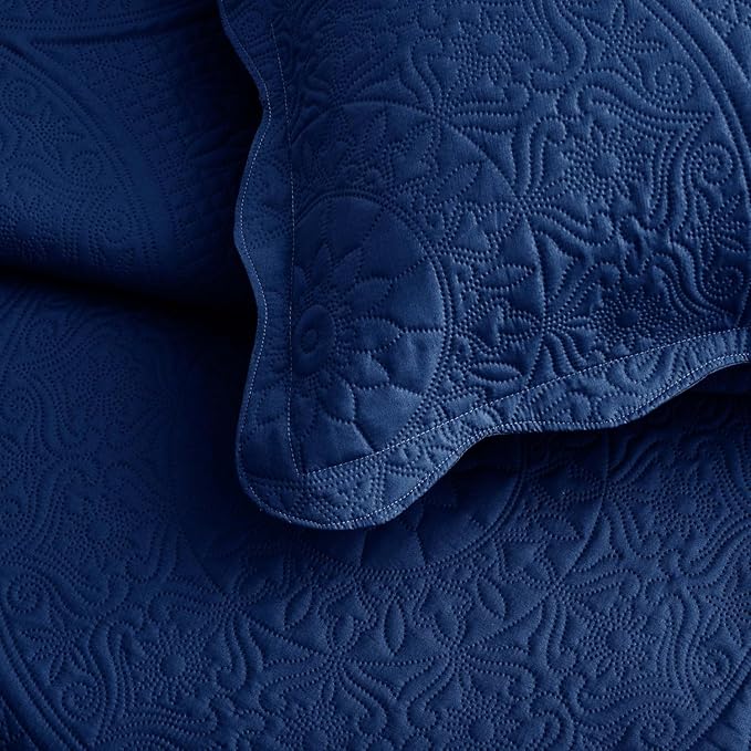 MOONLIGHT20015 Twin Quilt Bedding Set Size (66" x 86 ") + 1 Pillow Shams (20" x 26" + 2") - 2 Pcs All Season Lightweight Reversible Microfiber Coverlet Floral Embossed Quilt Bedspread (Navy)