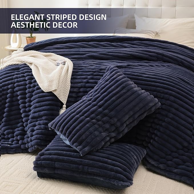 Smoofy Fluffy King Size Comforter Set 3 Pieces - Navy Blue Fleece Fluffy Comforter Set, Luxury Fuzzy King Bedding Set, Soft King Bed Set All Season, Heavy Faux Fur Comforter with 2 Pillow Cases