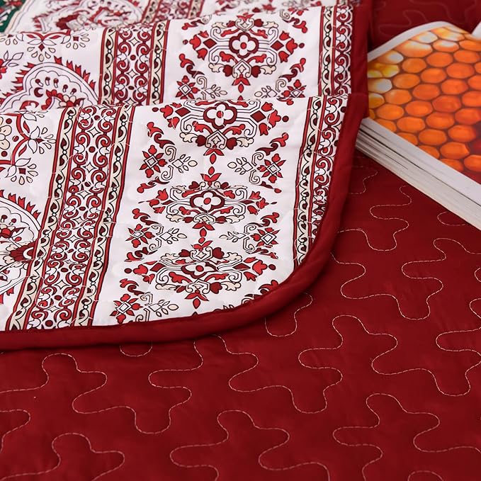 WONGS BEDDING Boho Queen Quilt Set, Red Bohemian Quilt Bedding Set, Lightweight Bed Decor Bedspread for All Season Reversible Microfiber Coverlet Bedding Set 96"x90"(3 Pieces)