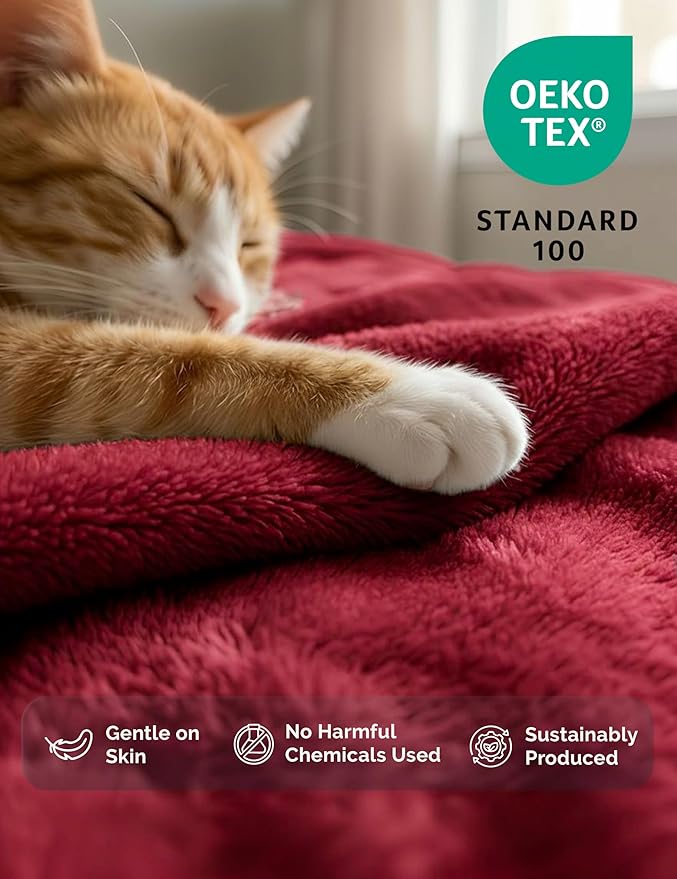 Casa Platino Fleece Blanket Twin Size – 300 GSM Dark Red Fleece Throw for Bed or Couch – Soft Cozy Warm Winter Blanket for Bed, Fuzzy Plush Elegant for Kids, Men & Women - 68x90 Inch