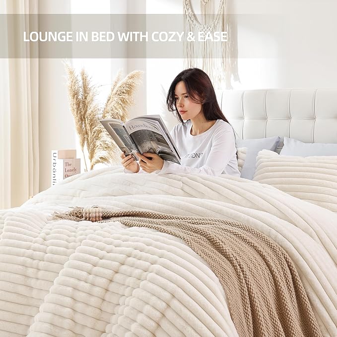 Smoofy Fluffy King Size Comforter Set 3 Pieces - Cream White Fleece Fluffy Comforter Set, Luxury Fuzzy King Bedding Set, Soft King Bed Set All Season, Heavy Faux Fur Comforter with 2 Pillow Cases