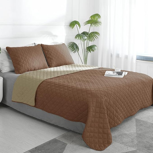Easy-Going King Size Reversible Quilt Set with 1 Quilt and 2 Pillow Shams, Soft Bed Quilt Cover, Water Resistant Lightweight Microfiber Bedspread, Stain Resistant, Brown/Beige
