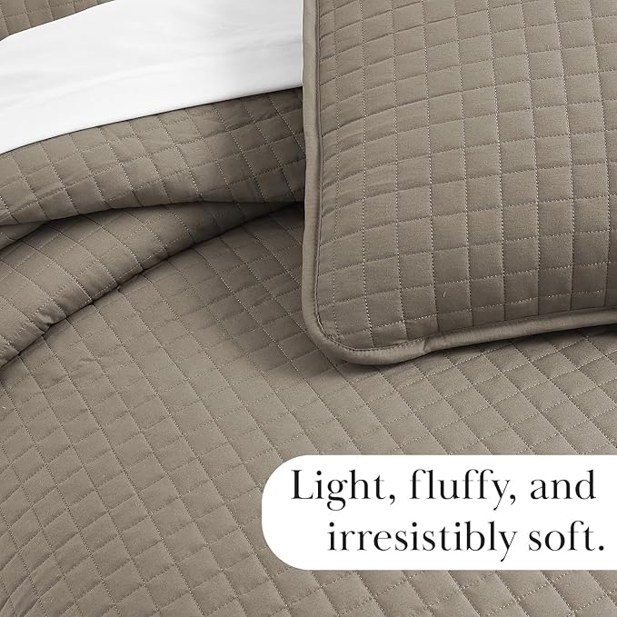 Southshore Fine Living, Inc. Quilts Full/Queen Size Quilt Bedding Set, Easy Care Stain & Pet Hair Resistant Bedding, Coverlet Queen Size/Full Size Bedspread with 2 Pillow Shams, Dark Taupe