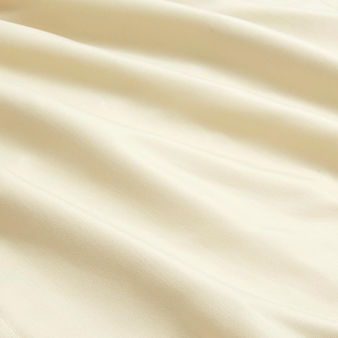 Amazon Basics Lightweight Microfiber 3-Piece Duvet Cover Set with Zipper Closure, Full/Queen, Beige, Solid