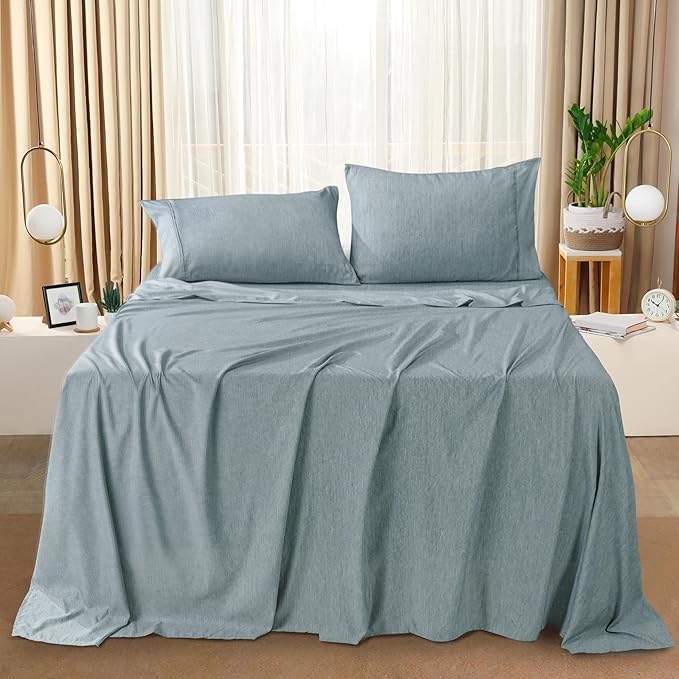 Utopia Bedding Full Sheet Set – 4 Piece Bed Sheets for Cal King Size Bed, Soft and Breathable Microfiber, Includes 1 Fitted Sheet, 1 Flat Sheet and 2 Pillowcases (Heather Grey)