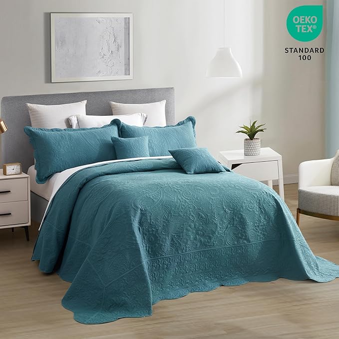 Oversized King Bedspread 138x122 Extra Wide, Ultrasonic Lightweight Bedding Cover, Paisley Pattern, Reversible, 5 Piece, 100% Microfiber, California/Alaskan King, Lagoon