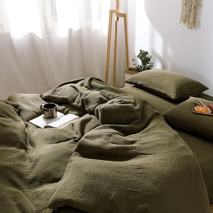 VM VOUGEMARKET 100% Cotton Muslin Duvet Cover King Size 3-Layer Guaze Textured Bedding Set,Ultra Soft Breathable Textured Linen Like Comforter Cover with Zipper&Ties-Olive Green