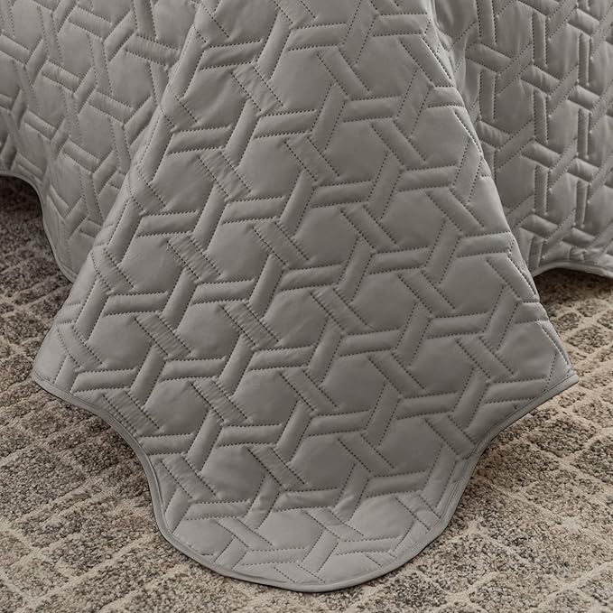 Auemtyn Full/Queen Size Quilt Set 3 Pieces, Soft Lightweight Summer Bedspread, Reversible Microfiber Bed Coverlet for All Seasons, Grey, Geometric Pattern (1 Quilt, 2 Pillow Shams)