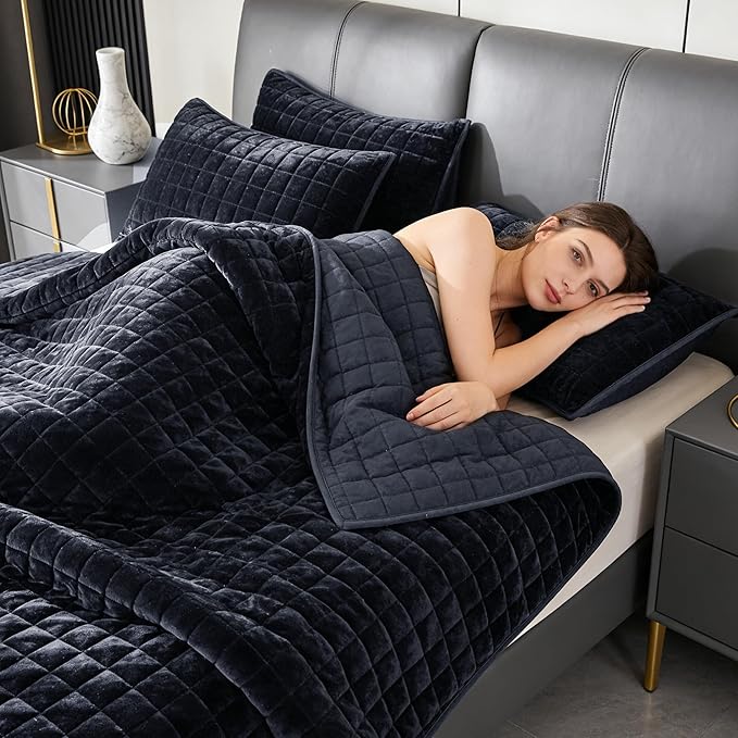 Luxurious Velvet Quilt Oversize King Size Set 120"x128" Ultra Soft Bedding Set Quilted Bedspread Coverlet with 2 Matching Pillow Shams for All Seasons,Blue Gray