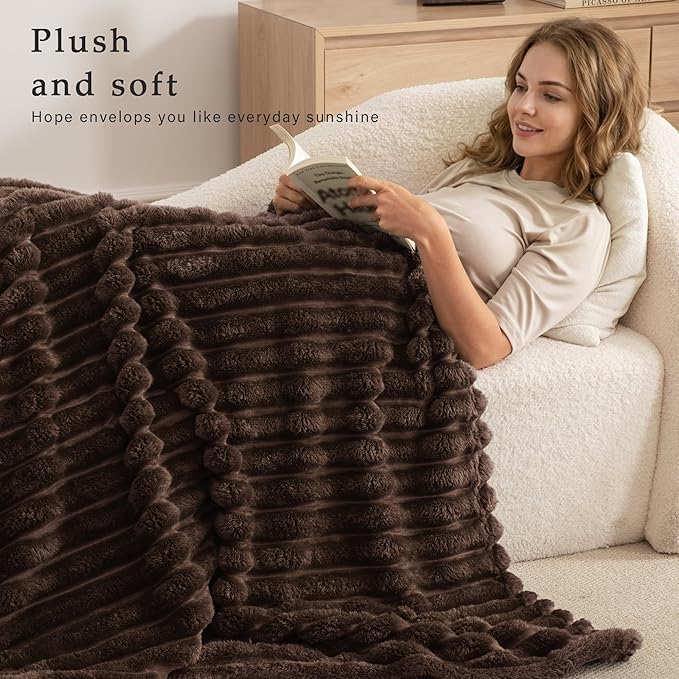 Exclusivo Mezcla Queen Size Flannel Fleece Blanket, Super Soft Striped Jacquard Bed Blanket, Lightweight Fuzzy Cozy for All Seasons, 90x90 Inches, Coffee