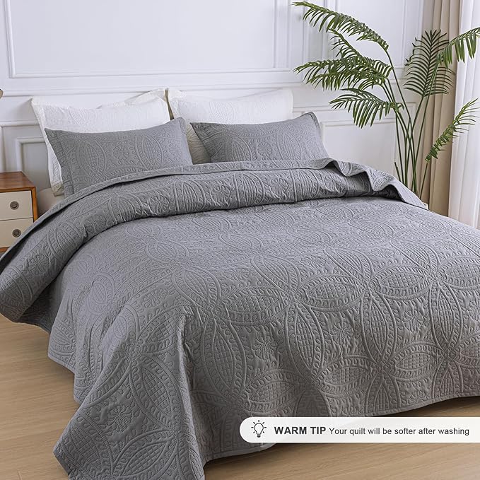 SheRest Twin Quilt Bedding Set - Gray Soft Breathable Bed Quilt, Modern Style Embossed Bedspreads, Lightweight Microfiber Reversible Coverlet for All Seasons - 1 Quilt, 1 Pillow Sham