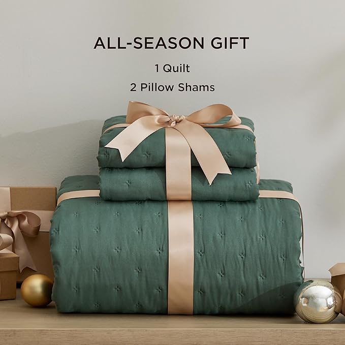 Bedsure Quilts Queen Size - Dark Green Bedspread Queen Size & Lightweight Comforter, Modern Coverlet with Clover Pattern, Ultra Soft All-Season Bedding, 90 x 96 Inches