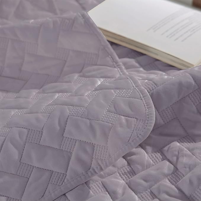 Bedsure Quilts Queen Size - Lightweight Bedspreads Queen Size with Basket Weave Pattern, Soft Quilt Bedding, Purple Comforter Coverlet for All Seasons (90" x 96")