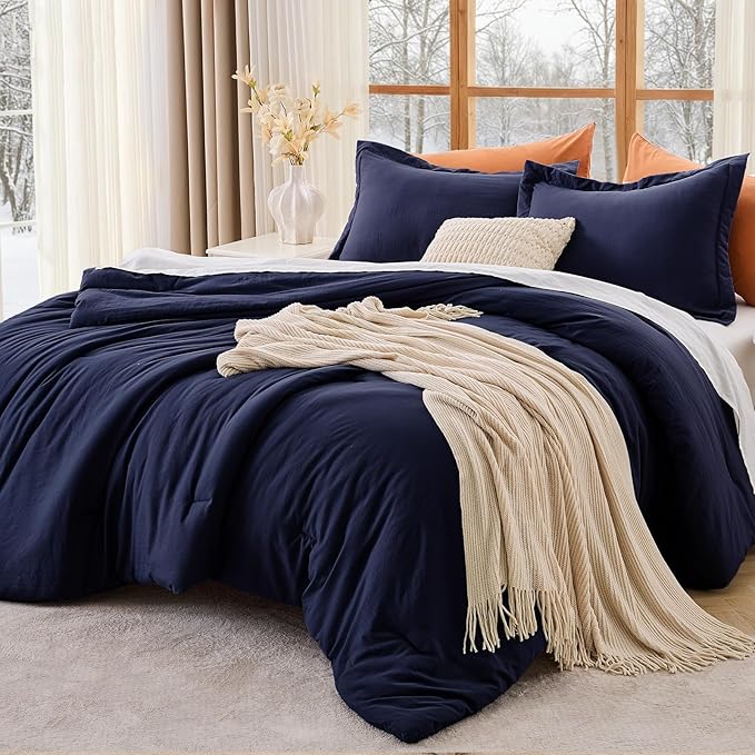 MUXHOMO Oversized Queen Comforter Sets, All Season Ultra Soft Down Alternative Bedding - 3 Piece Lightweight Bed Set Includes 1 Comforter (98"*98") and 2 Pillow Shams (20"x26"), Navy Blue