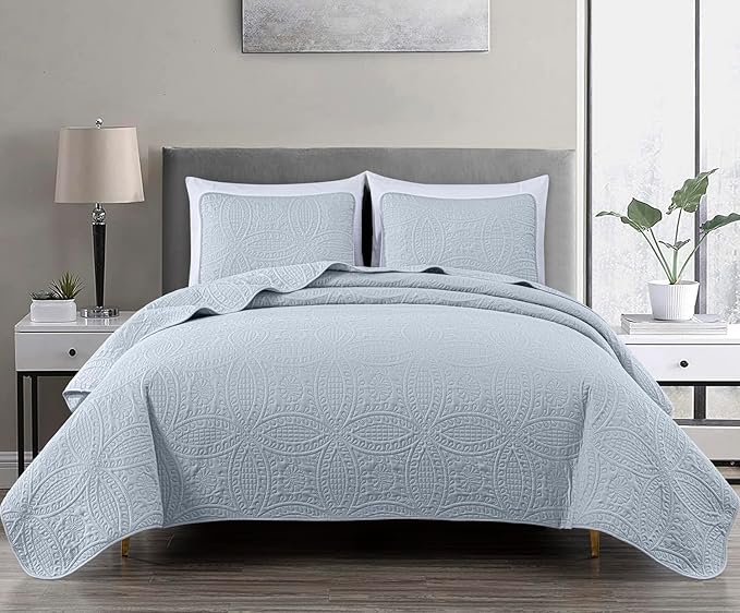 Chezmoi Collection Austin King Bedspread Set 3-Piece Pinsonic Quilted Oversized Bedspread Coverlet Set, King, Silver
