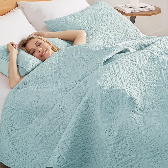 Exclusivo Mezcla Twin Quilt Bedding Set, Lightweight Soft Bedspreads Coverlets with 1 Pillow Sham, Modern Aqua Blue Quilts Twin XL Size for All Seasons