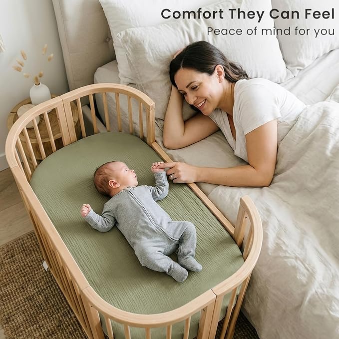 Konssy 2 Pack Muslin Bassinet Sheets for Boys, Girls, 100% Cotton Soft Breathable Fitted Bassinet Mattress Sheet, 33 x 21 inches (Fog Green,Cream)