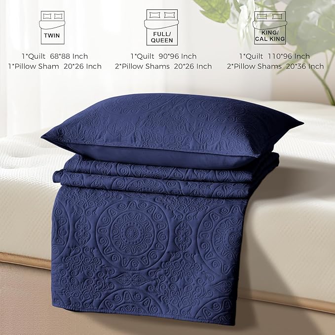 WURUIBO Navy Blue Quilt Set King/Cal King Size, Embossing Microfiber Bedspreads with Pillow Sham, Ligthweight Breathable Thin Coverlet, Reversible Bedding Set for All Season (1 Quilt, 2 Pillow Shams)