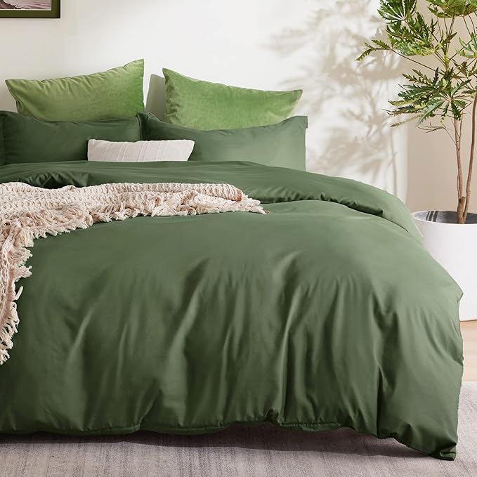 Bedsure Duvet Cover King Size - Only Includes 1 Duvet Cover (104"x90"), Hotel Luxury Soft Double Brushed All Season Bedding for Kids & Adults, Zipper Closure, NO Comforter, Olive Green