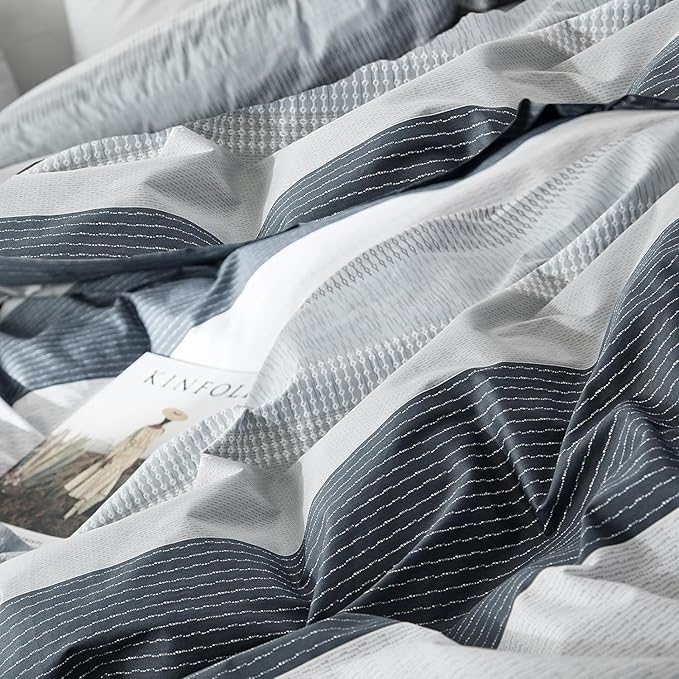 LifeTB Striped Comforter Set King Size, Blue Grey Stripes Pattern Printed Bedding Set, 3 Pieces Lightweight Bedding Comforter Set, Stripe Soft Fluffy Bed Set King Comforter with 2 Pillowcases