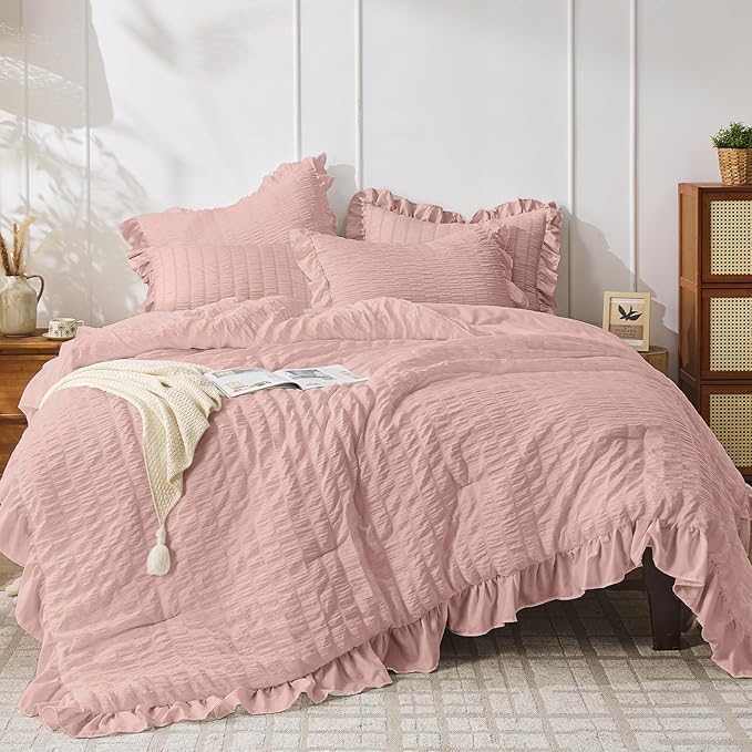JOLLYVOGUE Queen Comforter Set, 3 Pieces Rose Gold Seersucker Comforters Queen Size, Lightweight & Fluffy Bedding Sets for All Season with 1 Ruffle Comforter and 2 Ruffle Pillowshams