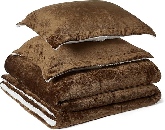 Amazon Basics Reversible Sherpa Comforter Set with Pillow Sham, Brown, King