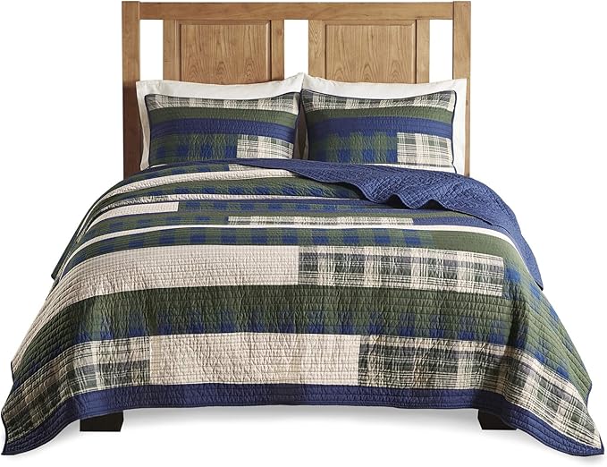 WOOLRICH Spruce Hill Reversible Quilt Set - Cottage Styling Reversed to Solid Color, All Season Lightweight Coverlet, Cozy Bedding Layer, Matching Shams, Oversized King/Cal King, Stripes Green 3 Piece