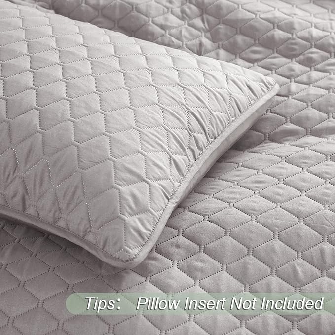 Exclusivo Mezcla Reversible California King Size Quilt Bedding Set with Pillow Shams, Lightweight Quilts Cal King Size, Soft Bedspreads Bed Coverlets for All Seasons - (Light Grey, 112"x104")
