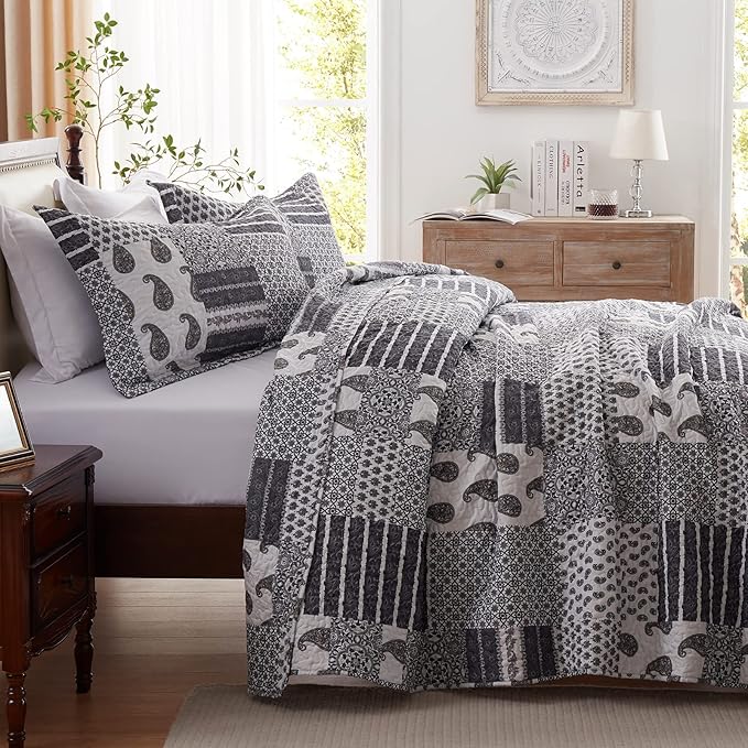LEAONME Quilt Set Full/Queen Size 3 Piece Bedspread Coverlet Lightweight Comforter Microfiber Bedding Set for All Season Oversized 90x98 Inch Bed Cover Floral Paisley Gray(1 Quilt,2 Pillow Shams)