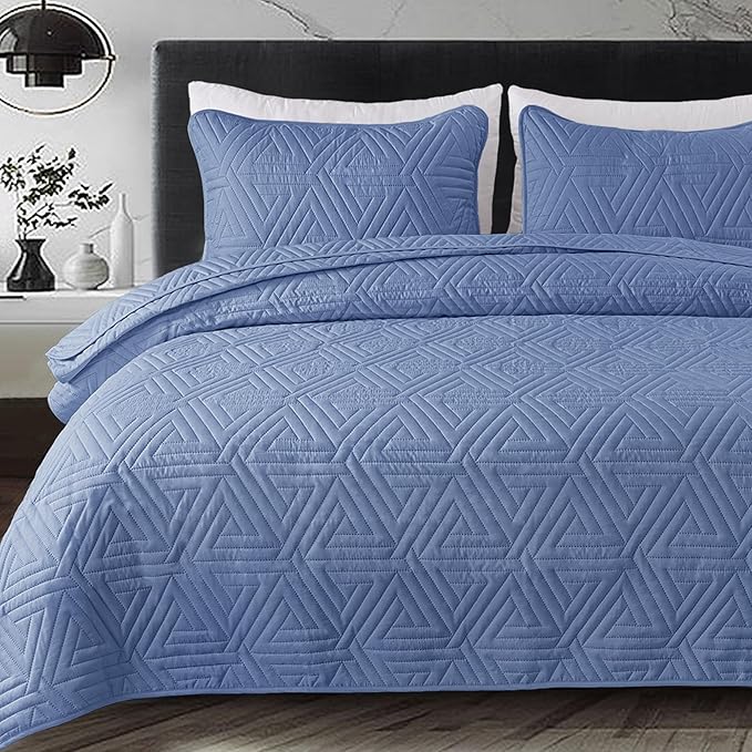 Whale Flotilla Soft California King Size Quilt Set for All Seasons, 3-Piece Ultrasonic Bedding Set, Lightweight Reversible Bedspread, Coverlet, Bed Cover with 2 Pillow Shams, Bluish Grey