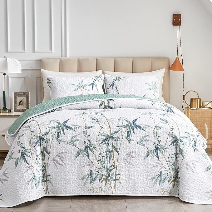 Botanical Quilt Set 3 Piece California King, Green Leaves Printed on White Reversible Bedspread Coverlet Set, Soft Microfiber Lightweight Bed Cover for All Season (102" x 114", 1 Quilt+ 2 Pillow Sham)