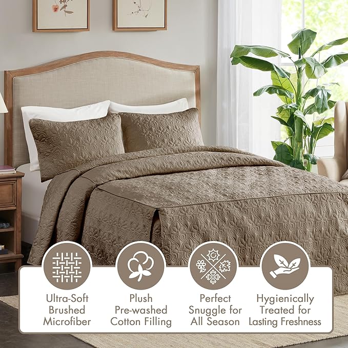 Madison Park Quebec Split Corner Quilted Bedspread Classic Traditional Design All Season, Lightweight, Bedding Set, Matching Shams, Queen, Damask Quilted Khaki 3 Piece